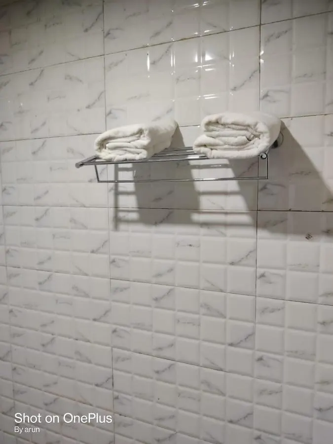 Devanganam Residency Гуруваюр